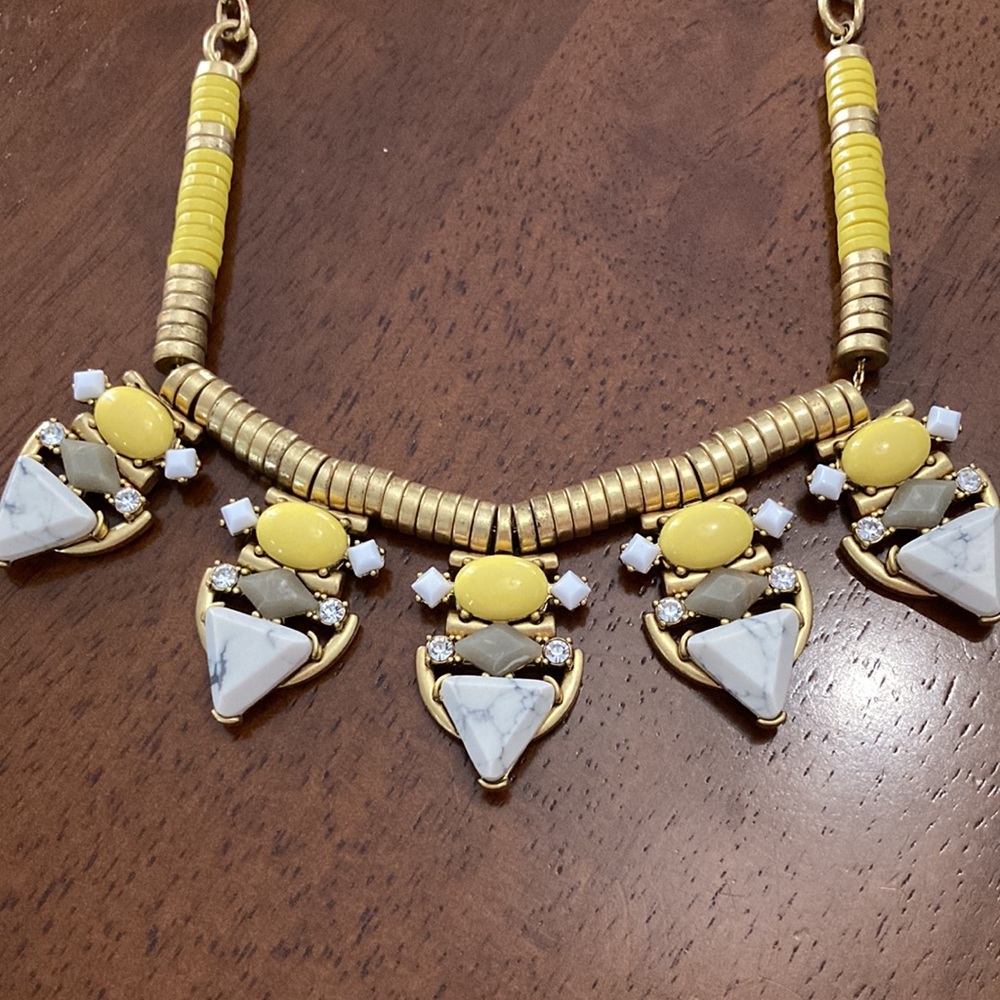 Stella & Dot Statement Necklace